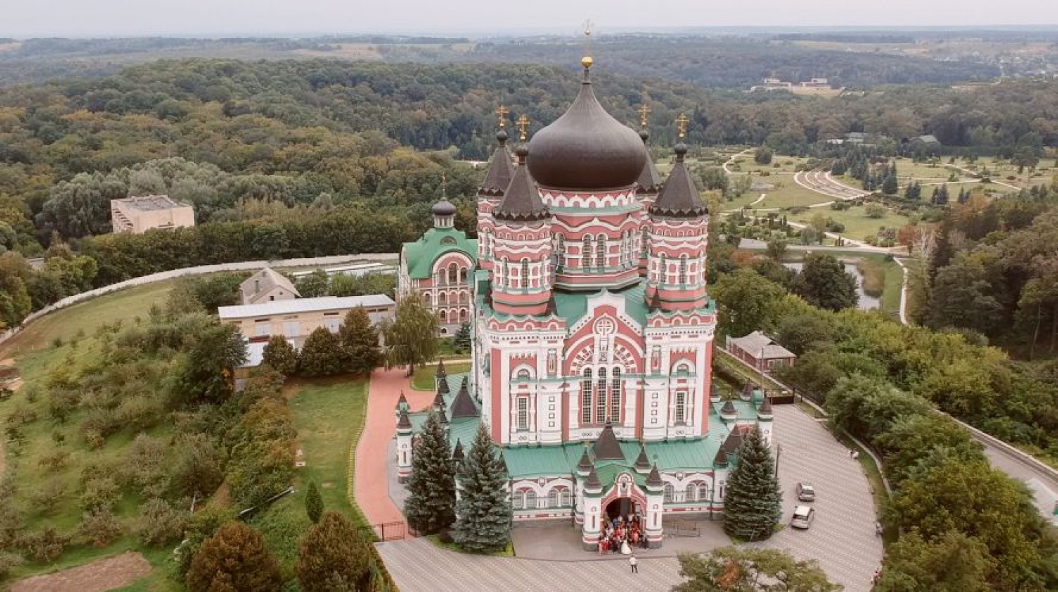 Пантелеимоновский женский монастырь (Феофания) в Киеве